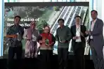 Peresmian-PLTS-atap-APL-Jawa-Timur.jpg
