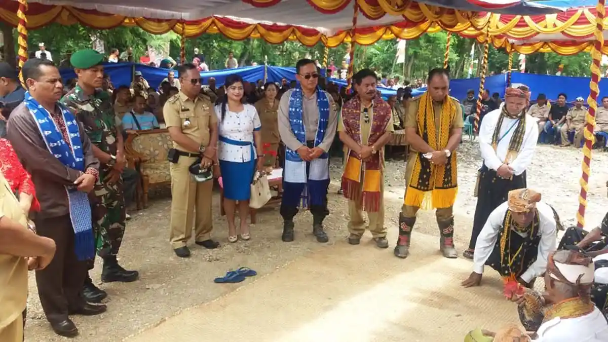 Bupati Ngada Meresmikan Gedung Rawat Inap Puskesmas Riung