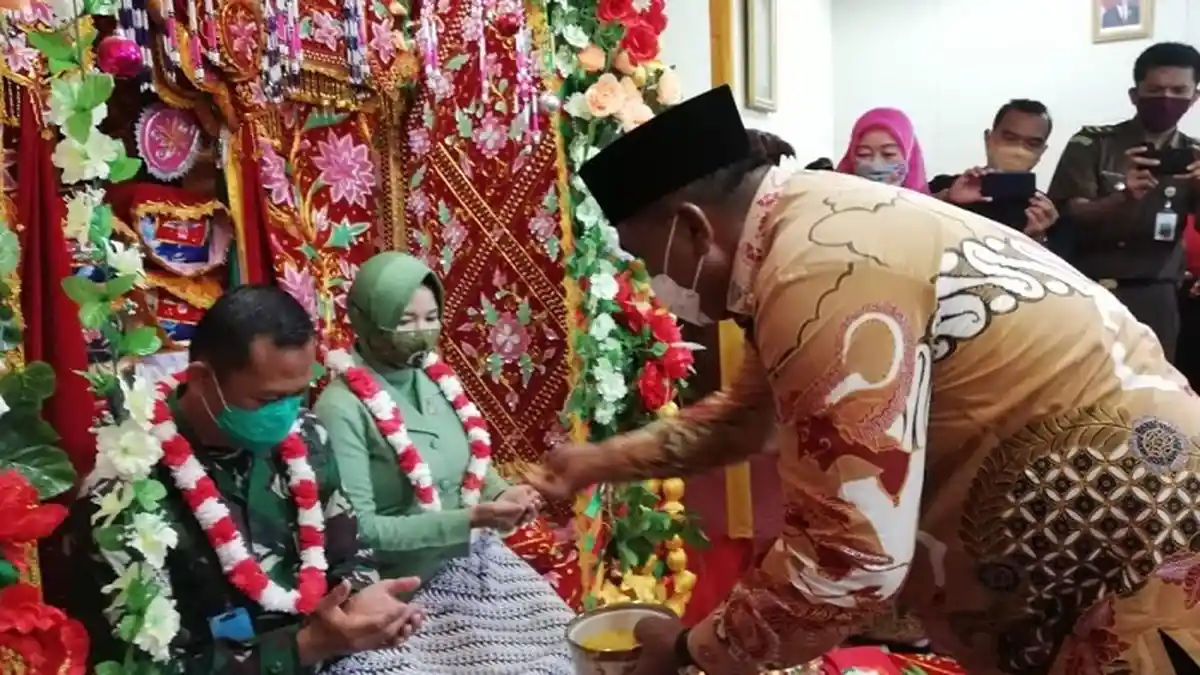 Danrem Teuku Umar Kunjungi Singkil   