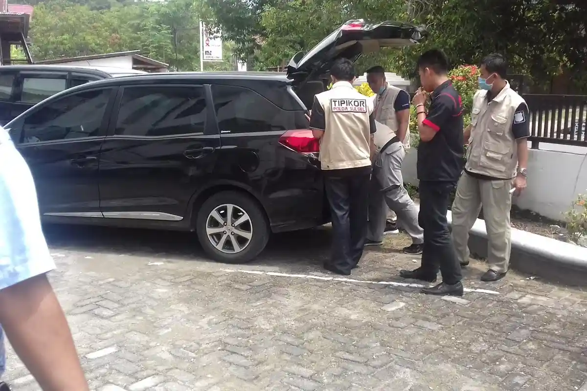 12 Jam Geledah Kantor DPRD Enrekang, Tipikor Polda Sulsel Sudah Kantongi Nama Tersangka Korupsi