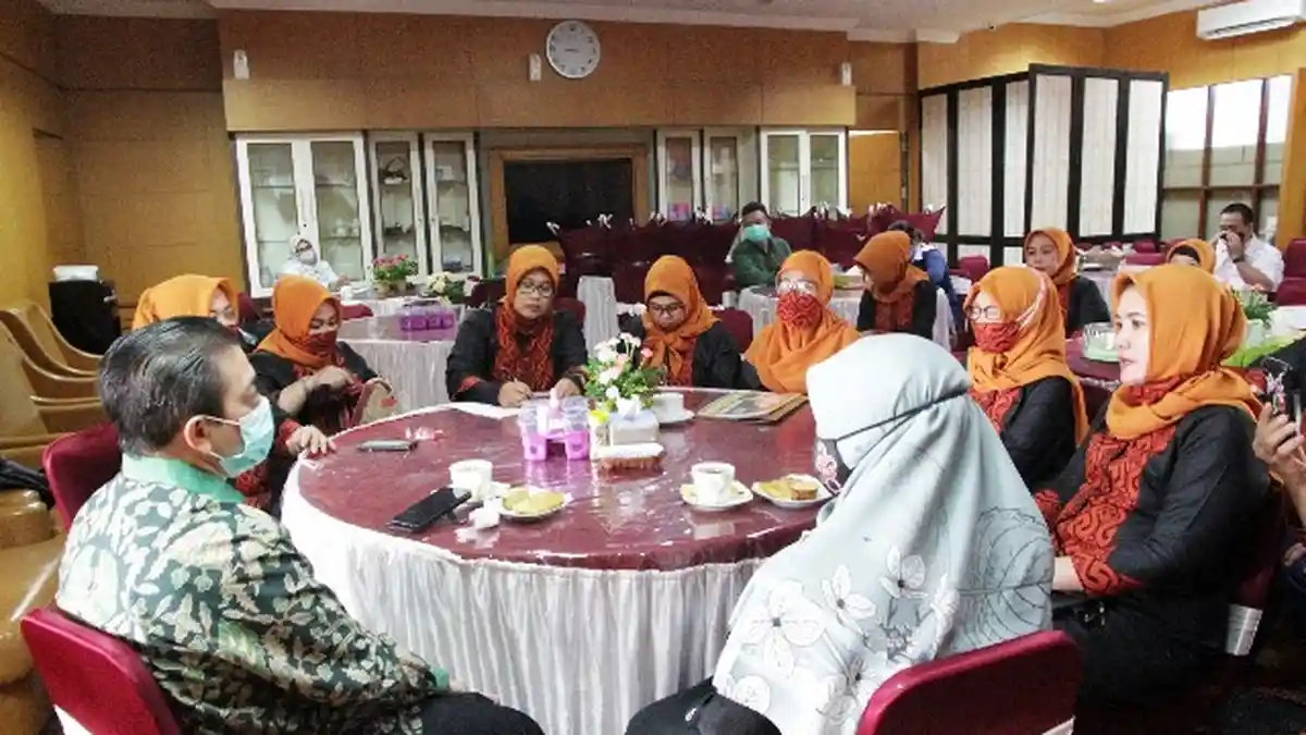 Wagub Hadi Dukung Komunitas Insan Peduli Samarinda Bantu Kaum Dhuafa