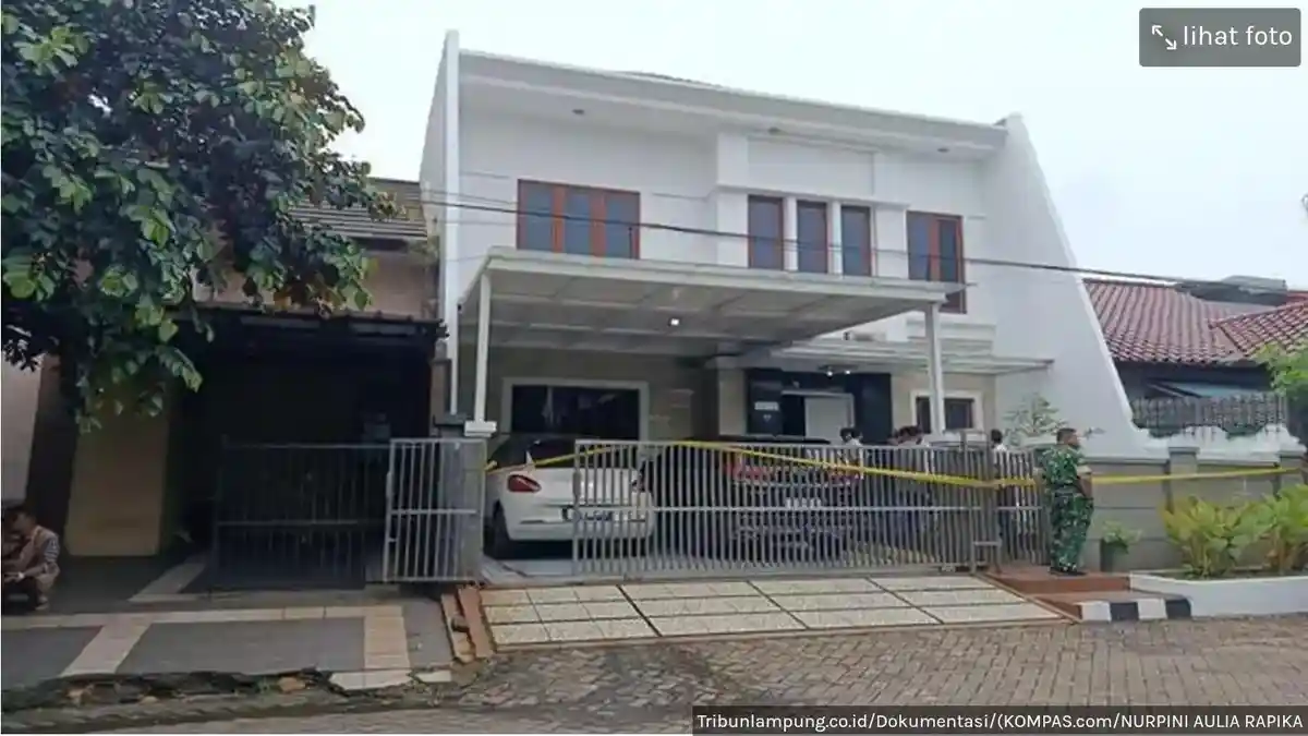 PASUTRI Lansia di Bekasi Korban Perampokan, Suami Tewas-Istri Kritis, Anak Curiga Tak Bangun Sahur