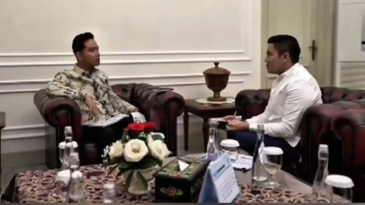Isi Pertemuan Wapres Gibran dengan Seskab Teddy, Berbincang Selama 1,5 Jam