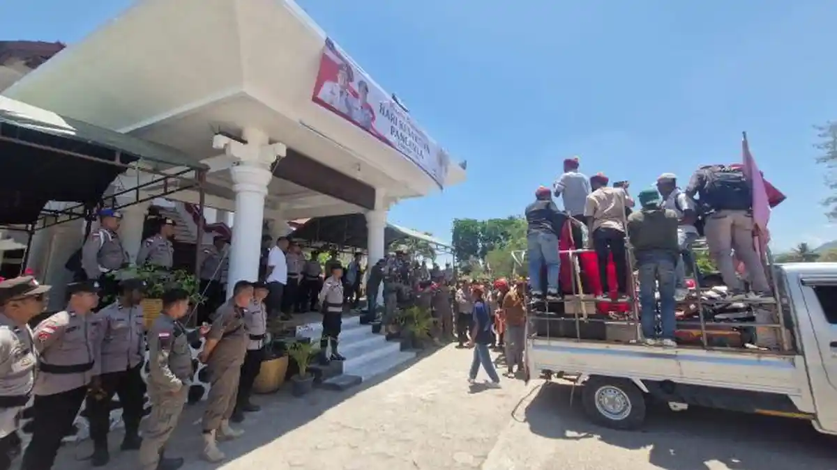 Demo di Kantor Bupati TTU Berlanjut, Massa Desak Pengusulan NIP untuk 192 Calon PPPK