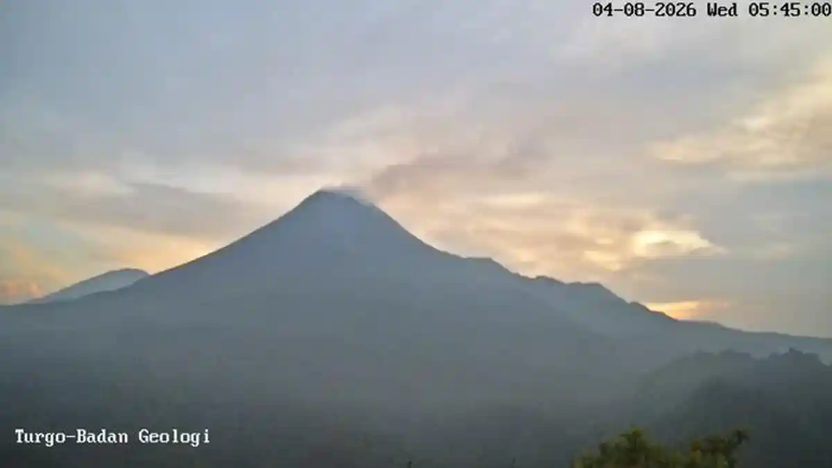Aktivitas Gunung Merapi Rabu 8 April 2026: Ada 9 Kali Guguran Lava, Jarak Luncur Maksimum 2500 Meter