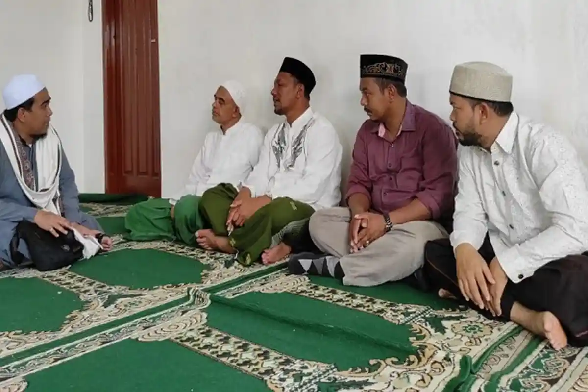 Takziah ke Rumah Duka Habib Muhammad, Syekh Fadhil Rahmi Sampaikan Salam dari UAS