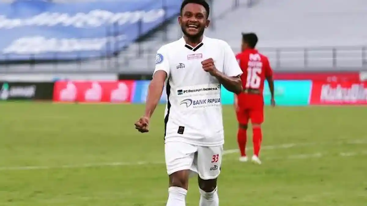 PSM Bidik Winger Ganas Persipura Gunansar Mandowen, Jadi Gabung?