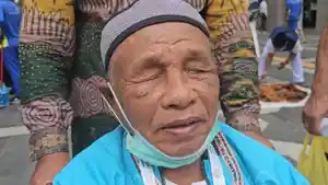 Mbah-Sarjo-penyandang-disabilitas-netra-saat-ditemui-di-Madinah-Arab-Saudi-Jumat-2442026.jpg