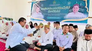 Kakankemenag-Aceh-Besar-Saifuddin-saat-mempesejuk-calon-jamaah-haji-Aceh-Besar.jpg