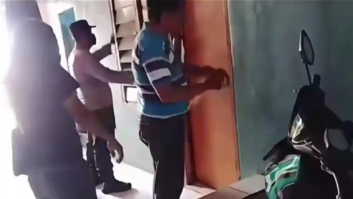 Polisi Selidiki Penemuan Mayat Pria Membusuk di Kontrakan Dekat Terminal Pinang Ranti