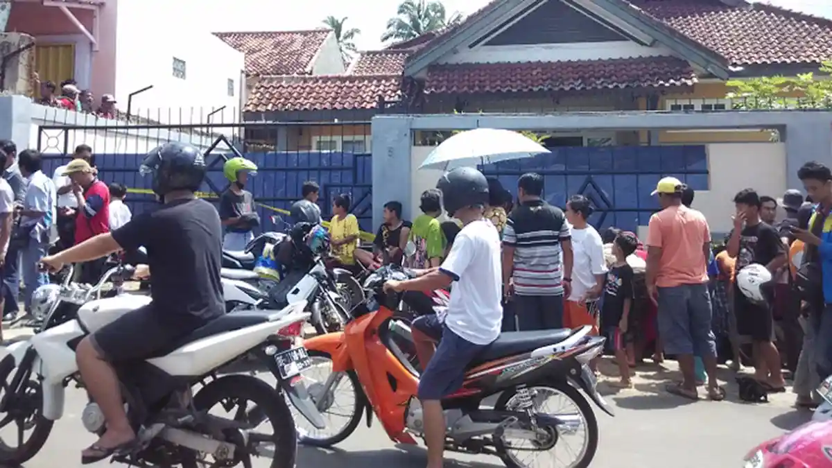 Janda 2 Hari Tak Keluar Kamar, Ditemukan Tewas Bertumpuk dengan Teman Prianya