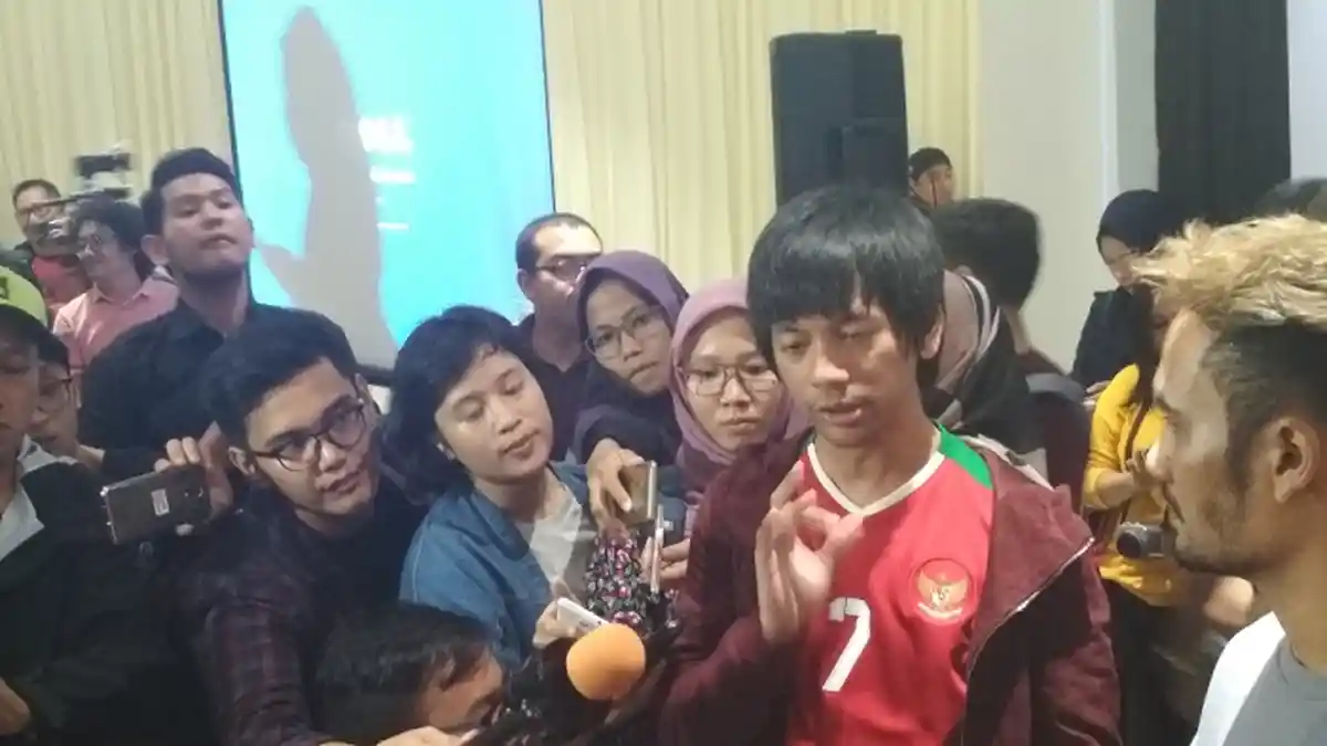 Rian D'Masiv Berharap Pemerintah Sejahterakan Lalu Muhammad Zohri