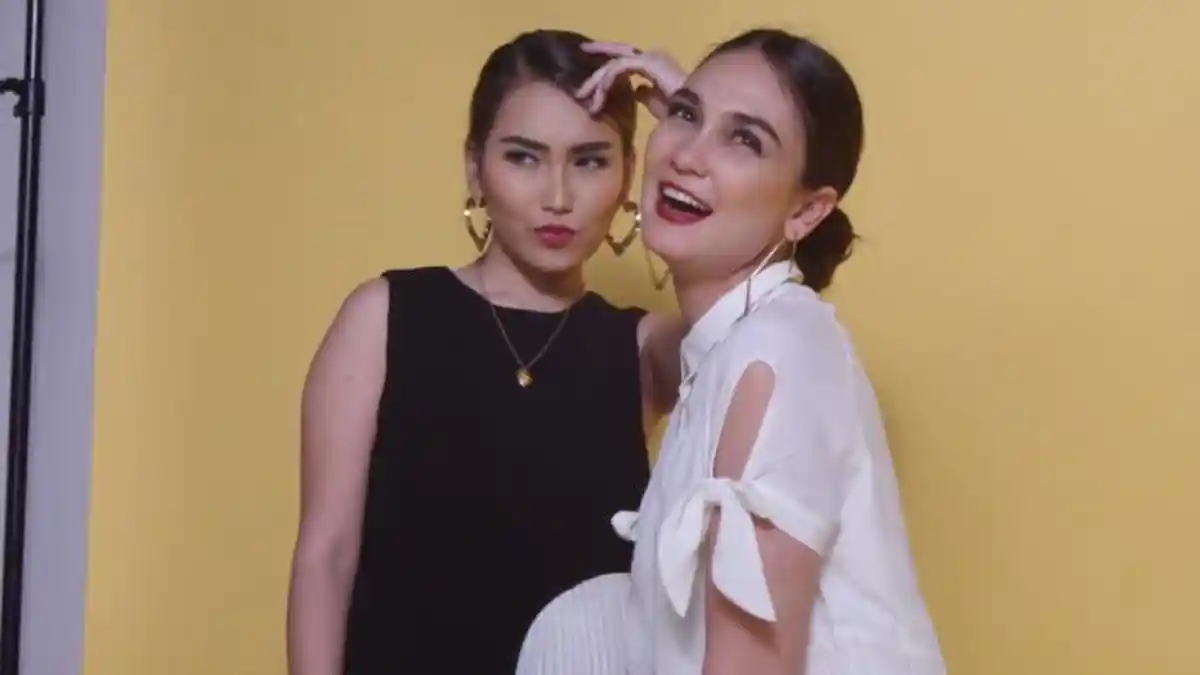 Agar Melek Mode, Ayu Ting Ting pun Bekerja Sama dengan Luna Maya