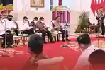 presiden-jokowi-saat-pimpin-rapat-paripurna-bersama-menteri-di-kabinet-indonesia-maju.jpg
