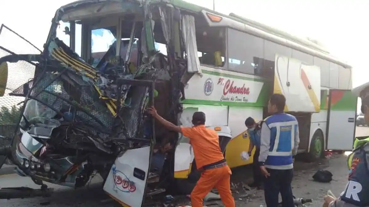 Bus PT Chandra Remuk di Jalan Tol Perbaungan, Dua Tewas dan Tujuh Luka-Luka, Berikut Identitasnya