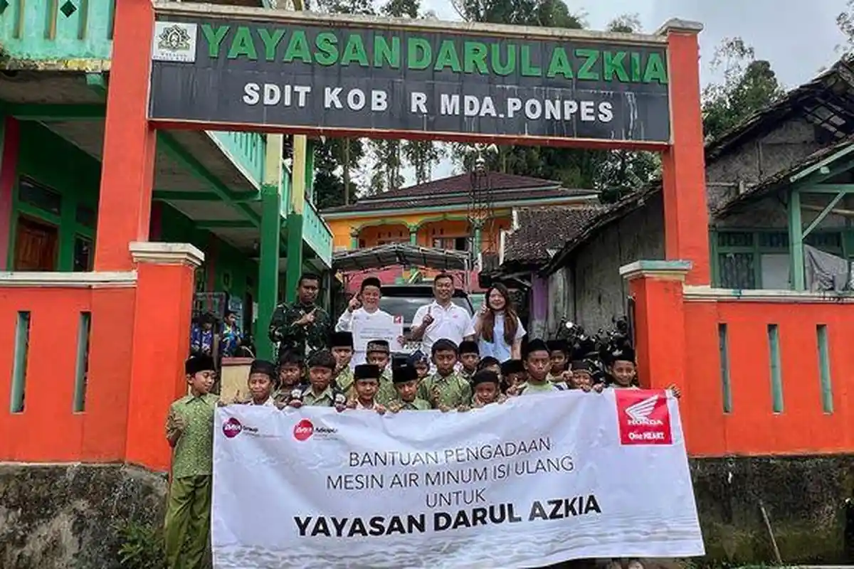 Semarak HBD di Garut, Daya Group & DAM Berikan Bantuan Mesin Air Minum untuk Yayasan Darul Azkia
