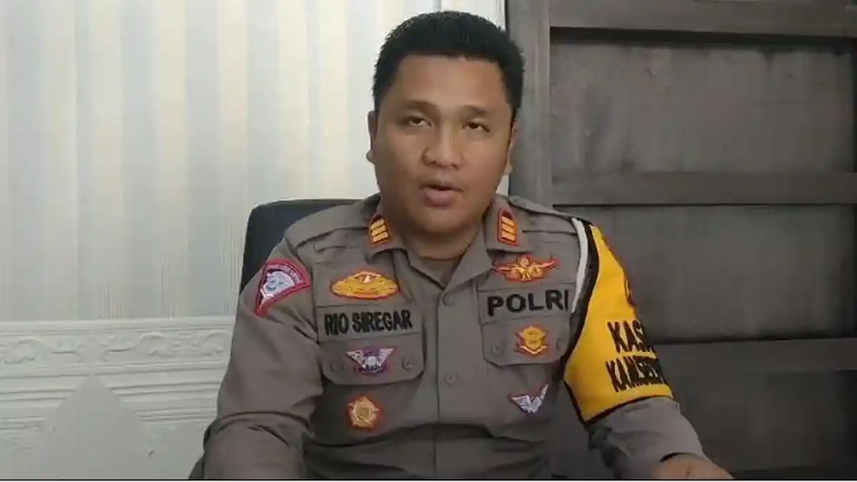 Jelang Mudik Lebaran, Polres Sarolangun Lakukan Uji Kelayakan Bus di Terminal Sarolangun 