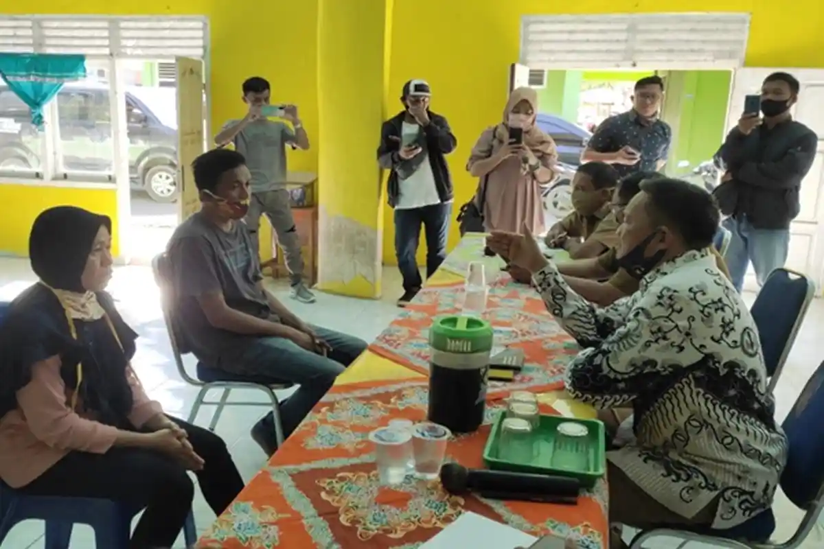 Penarik Ojek di Muaraenim Ini Ucap Maaf Usai Unggah Status Guru Makan Gaji Buta,PGRI: Kami Apresiasi