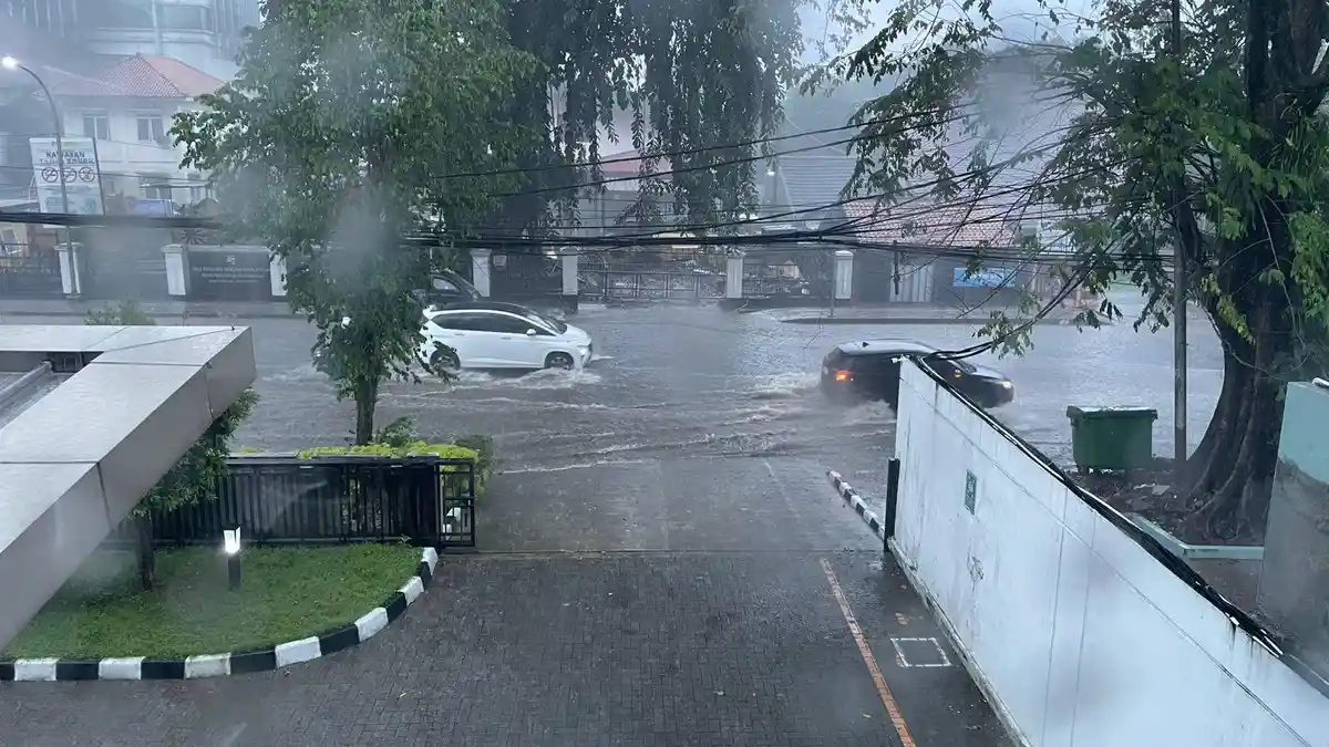 Prakiraan Cuaca Kota Bogor Minggu 19 April 2026, BMKG Prediksi Hujan Lebat Pada Sore Hari