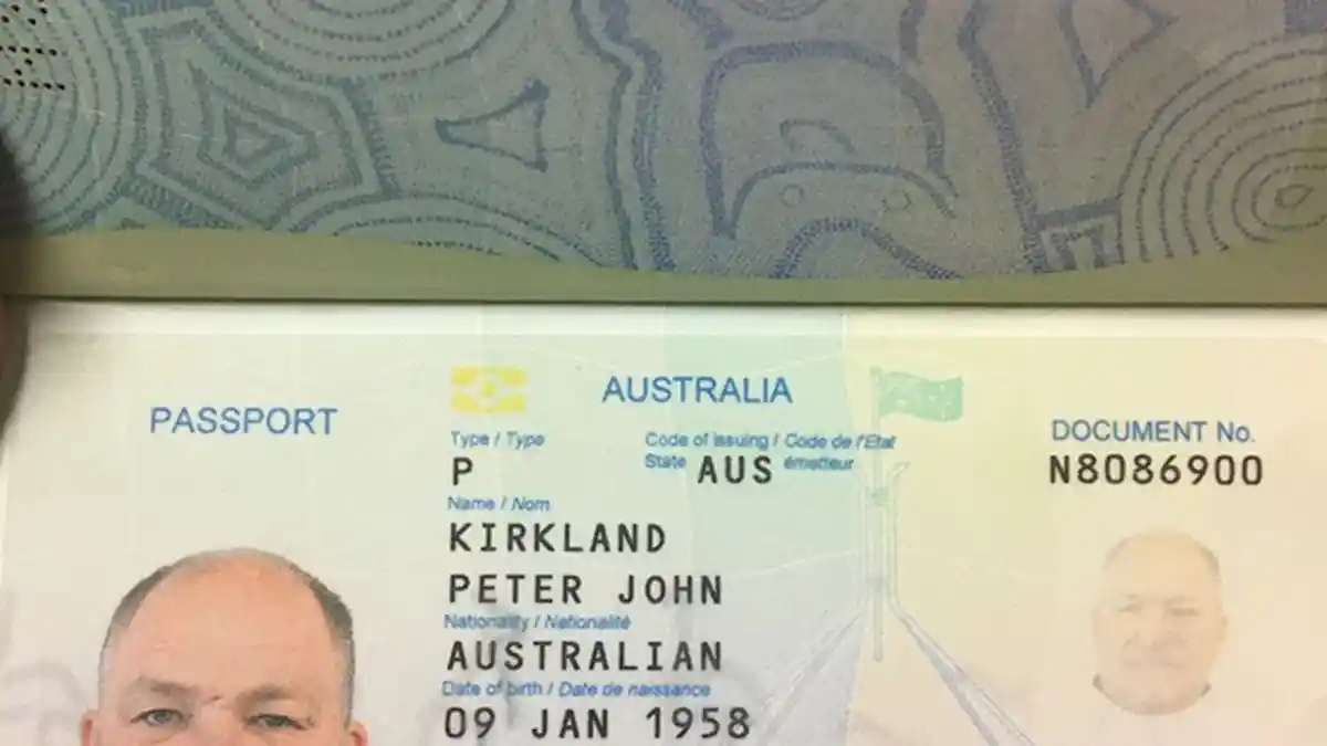 Dua Bule Australia Pelaku Paedofilia Ditolak Imigrasi Ngurah Rai