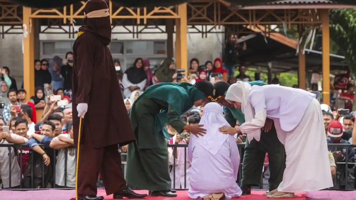 Dihukum Cambuk 100 Kali, Wanita di Aceh 4 Kali Minta Berhenti Saat Proses Berlangsung