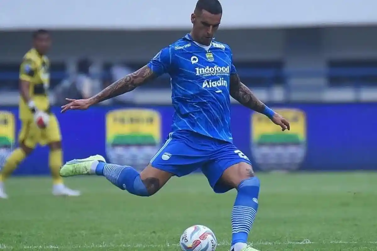 Prediksi Susunan Pemain Persib vs Dewa United, Alberto Rodriguez Masih Akan Dipercaya Luis Milla