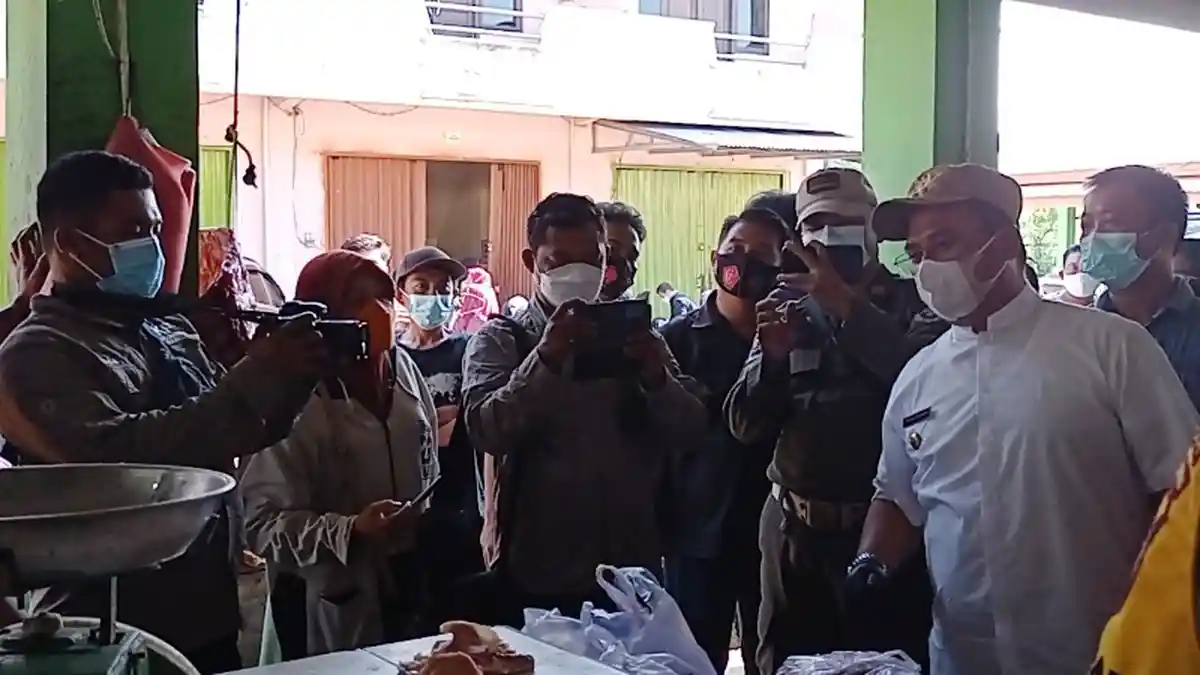 Harga Daging Ayam Melonjak, Erzaldi Rosman sarankan Pedagang Langsung Beli ke Produsen