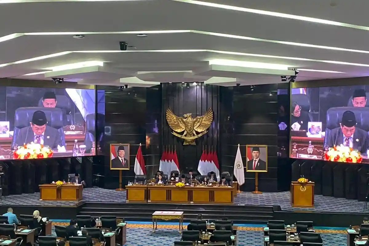 Anggaran Subsidi Pangan 2026 Dikurangi, Rapat Paripurna DPRD DKI Dihujani Protes