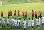 Beda Nasib: PSIS Semarang Terancam Degradasi ke Liga 3, PSS Sleman di Ambang Promosi ke Super League