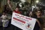 Perayaan Keberhasilan Warga Palestina Kabur Dari Penjara Israel 