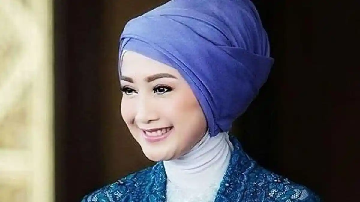 Desy Ratnasari Terkejut Ditampar Christine Hakim Sampai Menangis, Ini yang Terjadi