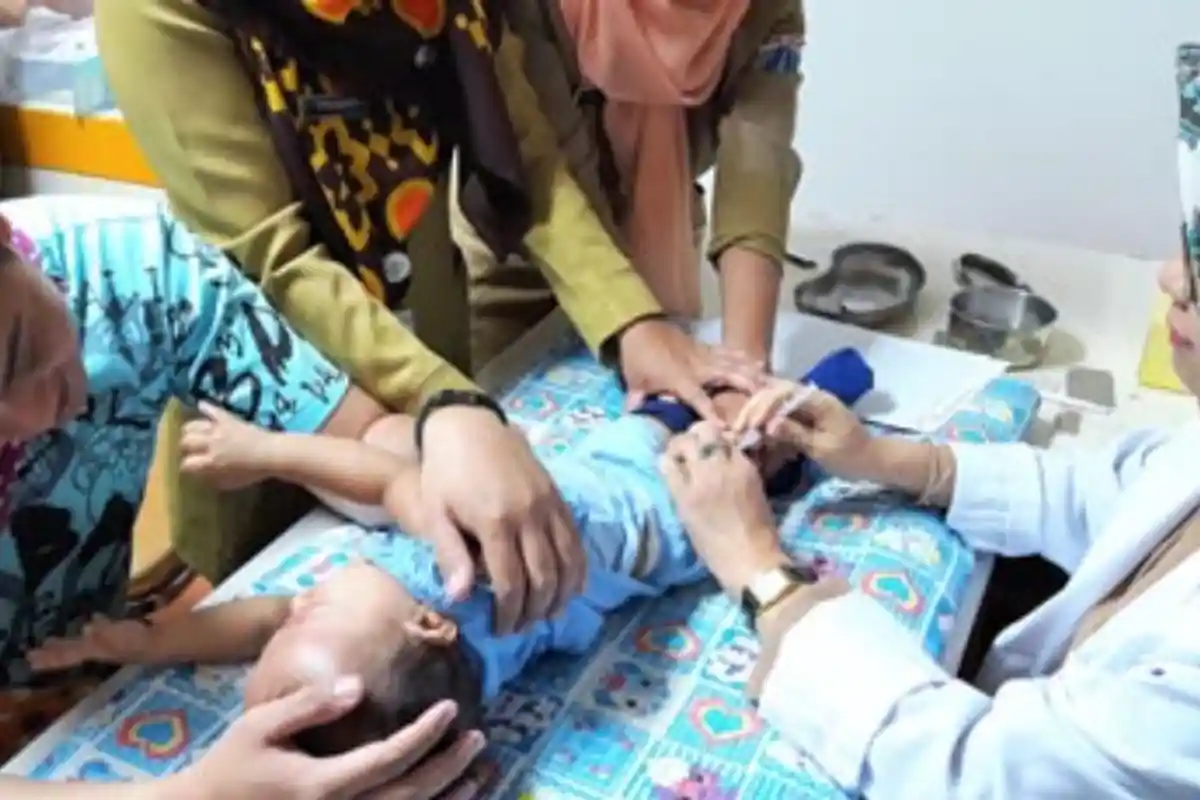 Para Ibu Wajib Tahu, Jenis Vaksin yang Diberikan Pada Bayi serta Manfaatnya