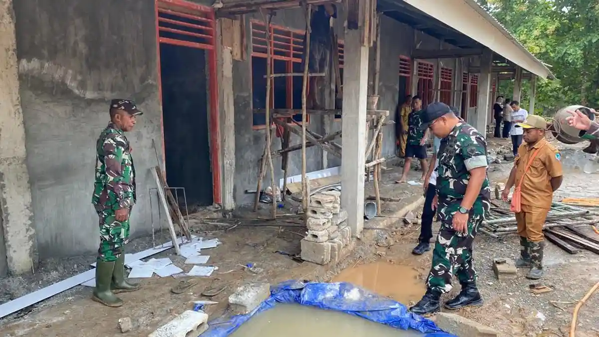 Dandim 1618/TTU Tinjau Progres Pembangunan Sasaran Fisik Program TMMD ke 127