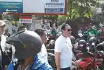 Jalan-jalan di CFD Solo, Tommy Soeharto Jadi Pusat Perhatian Warga