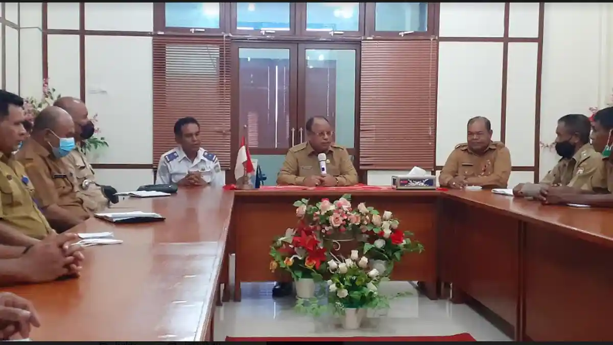 BumDes di Sumba Barat Dapat Bantuan Mobil Dari Kementrian PDT