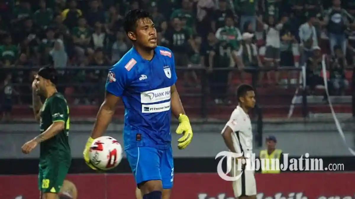 Persebaya Vs Persipura 3-4, Dede Sulaiman Buka Kunci Sukses Baca Tembakan Penalti David da Silva