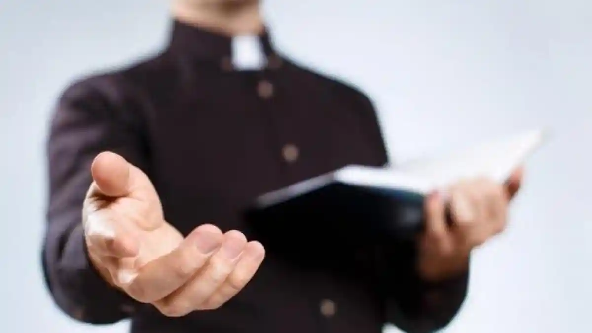 Oknum Pendeta GKPS Cabuli Jemaatnya, Kini Dipenjarakan dan Bentar Lagi Diadili