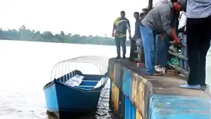 BUPATI-BULUNGAN-BERI-PERAHU.jpg