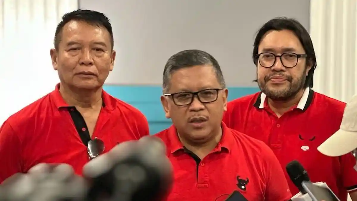 Tak Ada Reshuffle di Rabu Pon, Sekjen PDIP: Pak Jokowi Punya Kalkulasi