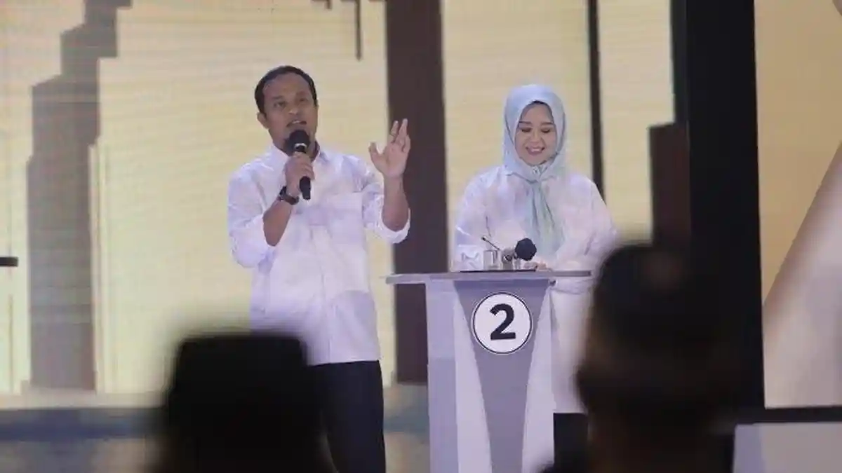 Andi Sudirman Mencoblos di Jakarta, Fatmawati Rusdi di Makassar