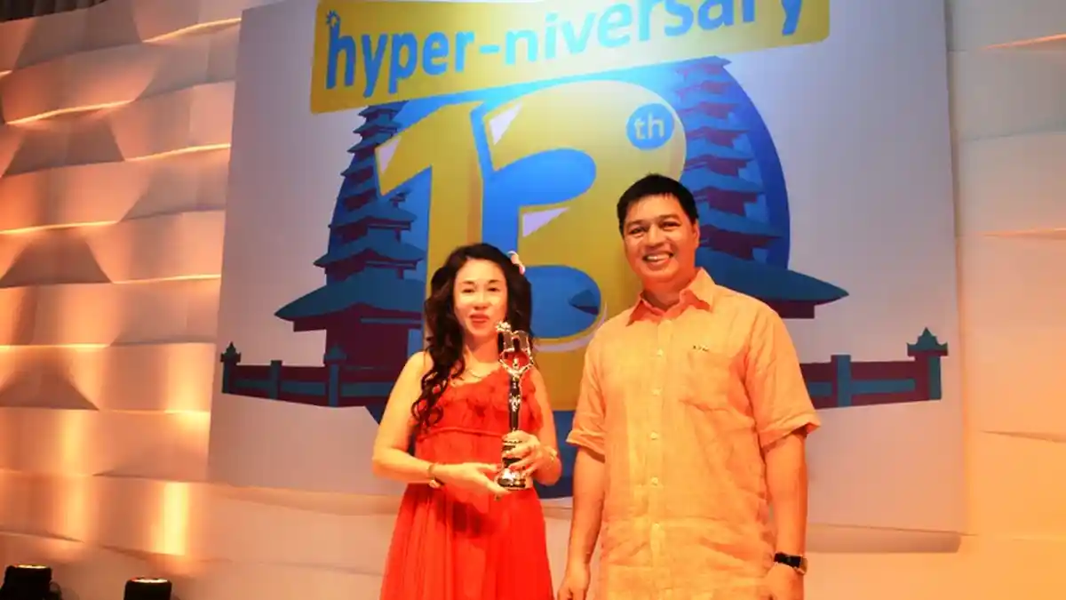 Mawar Jaya Kembali Raih Penghargaan 'Suplier' Terbaik Hypermart