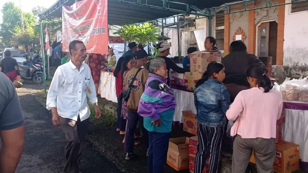 Masyarakat Incar Kebutuhan Hari Raya Pada Kegiatan Pasar Murah