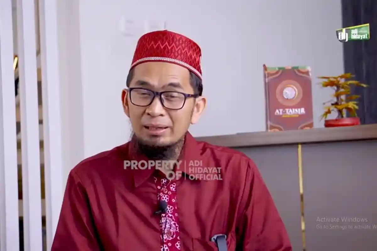 Ceramah Ustaz Adi Hidayat tentang Mana Paling Utama Bersedekah Atau Berkurban di Pandemi Covid-19