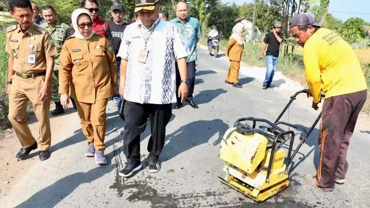 Pemprov Jateng Upayakan Perbaikan Jalan Cepu-Randublatung Blora Tuntas 2026!