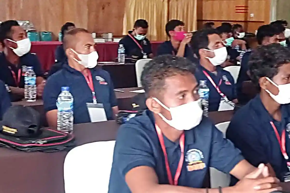 Ratusan Nelayan di Sikka Ikut Bimtek Kecakapan Pelayaran