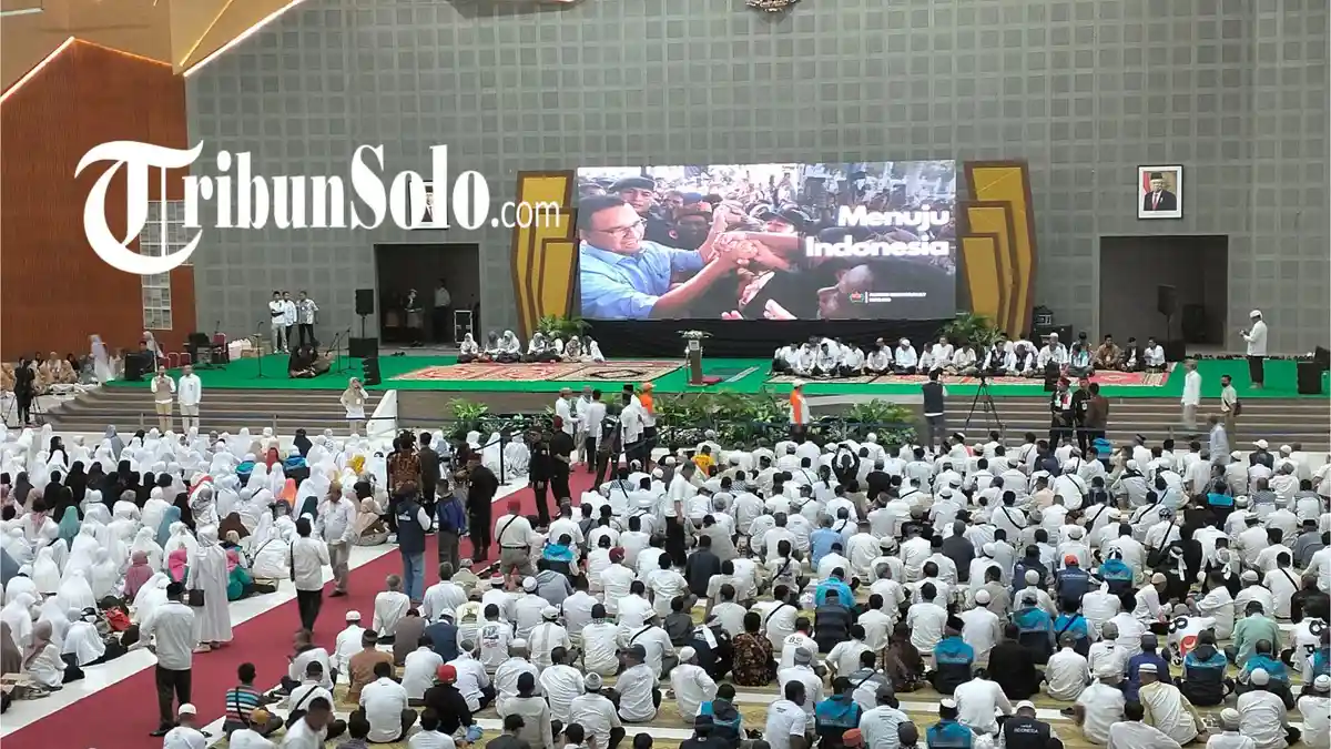 Ribuan Relawan Telah Memadati Edutorium UMS, Sambut Kedatangan Anies Baswedan