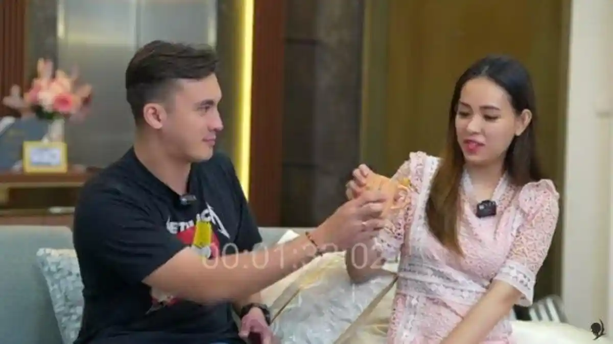Rendy Kjaernett dan Lady Nayoan Kembali Lakukan Peneguhan Pernikahan ...