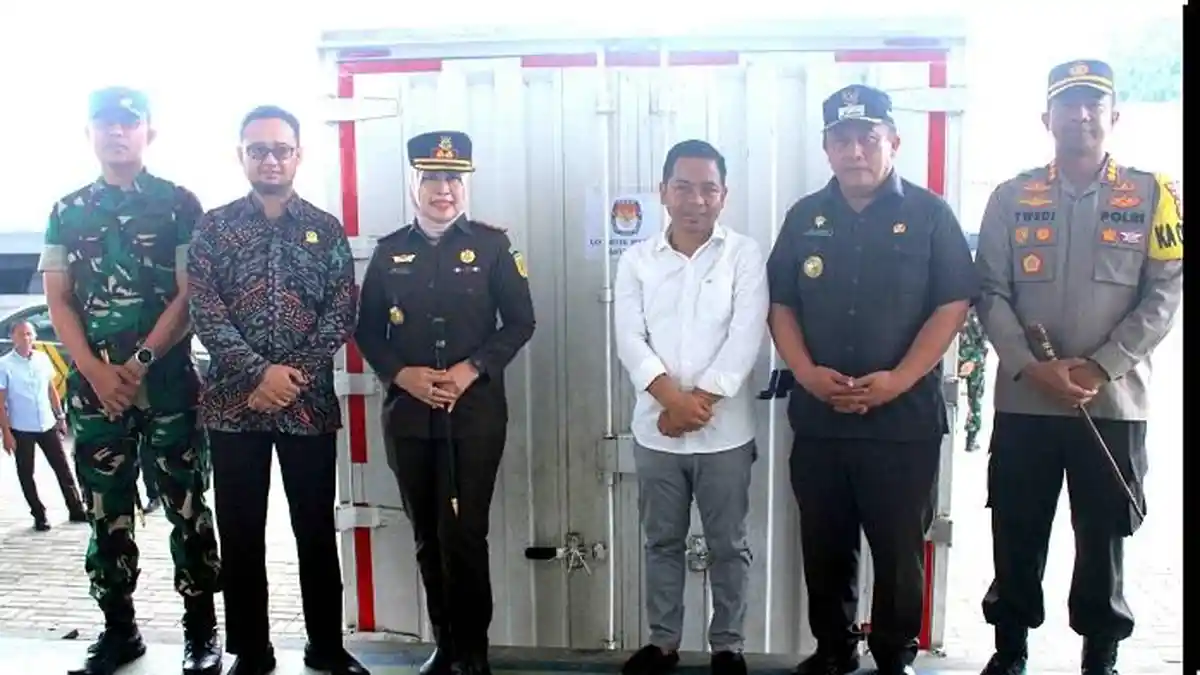 KPU Kabupaten Bekasi Mulai Distribusikan Logistik Pilkada 2024 ...