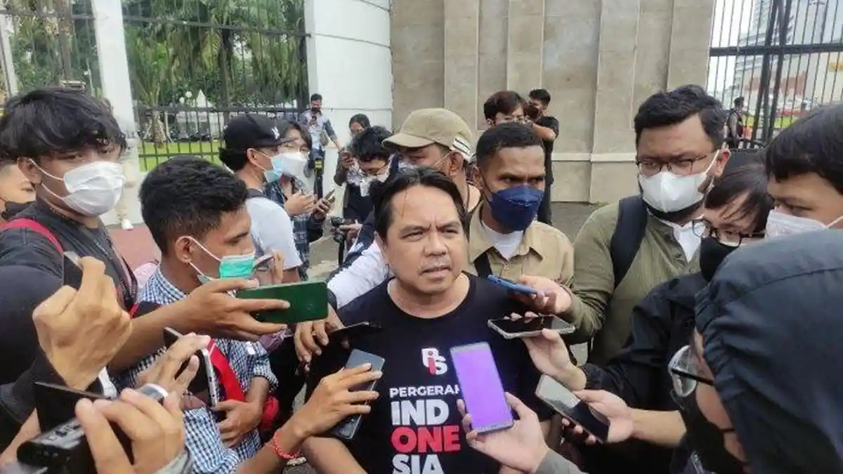 Kondisi Terkini Ade Armando yang Dikeroyok Massa Unjuk Rasa