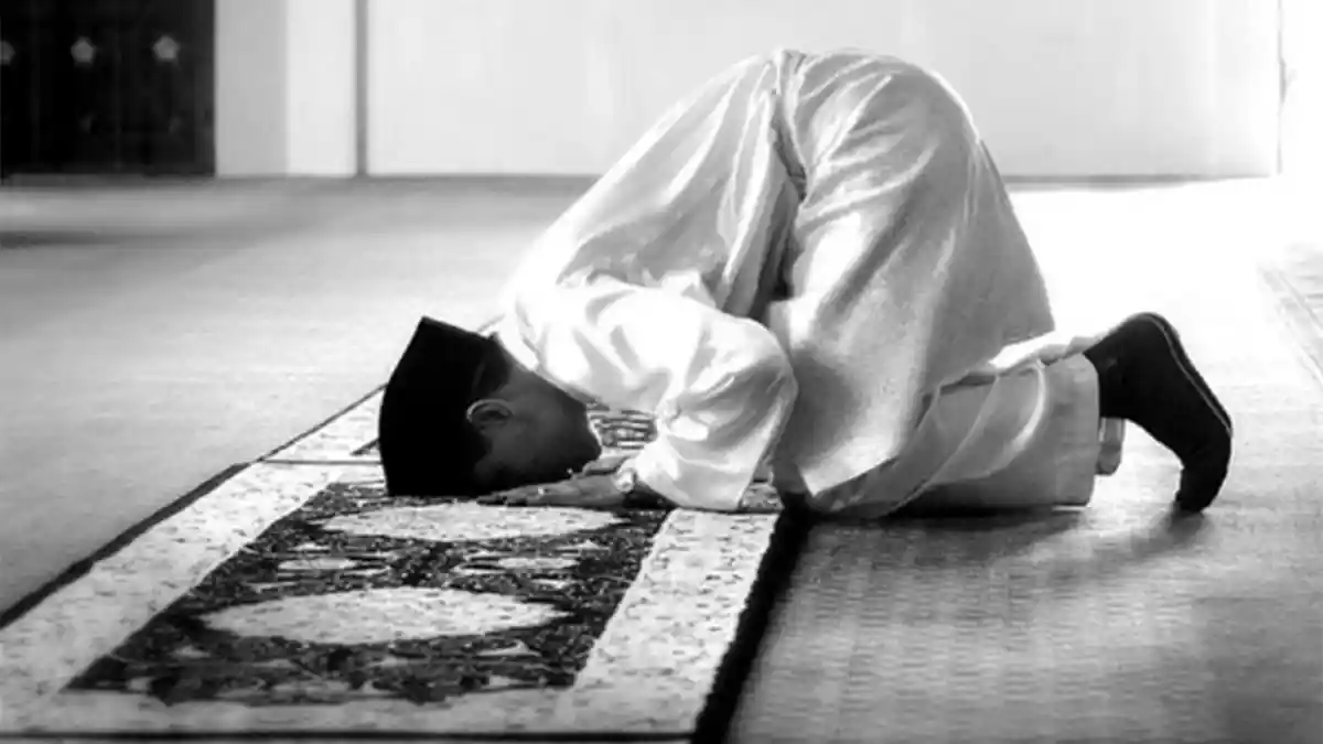 Niat Shalat Tahajud & Cara Sholat Tahajjud: Baca Doa Solat Tahajud, 4 Hal Ini Jarang Diminta